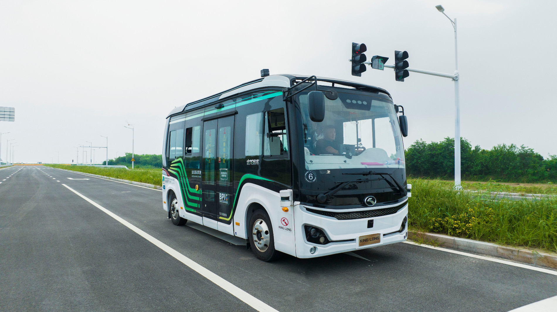 公交車(chē).jpg